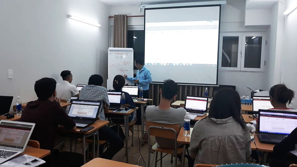 Khóa Học Marketing Online Tp HCM – Digital Marketing Hiệu Quả Cao